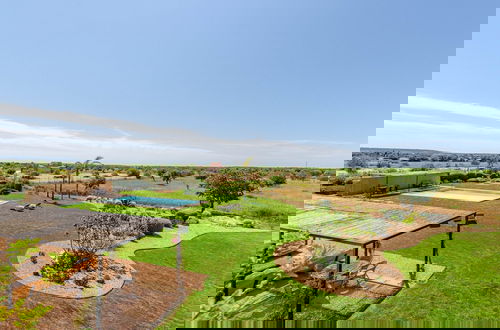 Photo 37 - Villa With Furnished Terrace in Campos