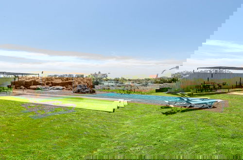 Photo 35 - Villa With Furnished Terrace in Campos