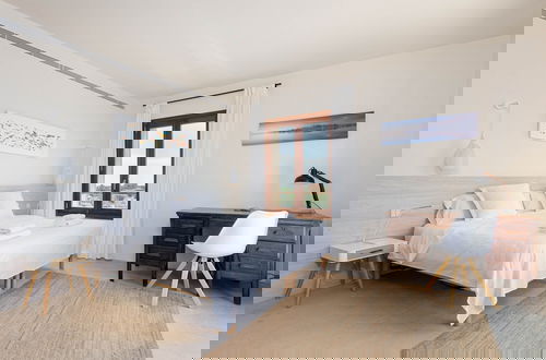Photo 8 - Villa With Furnished Terrace in Campos