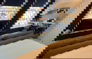 Photo 3 - Leicester Square 3rd Floor Studio