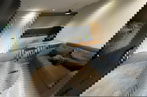 Foto 5 - 2br-2ensuite-balcony-cityview-parking-central