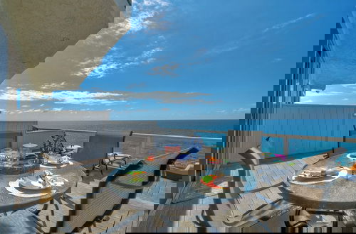 Foto 42 - Beachfront Sunset