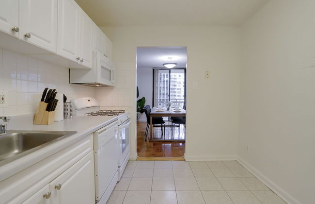 Convenient Apt Near Airport - Foto 18