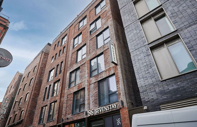 Host Stay Deluxe Studio for Two Sevenstay Apartments - Photo 19