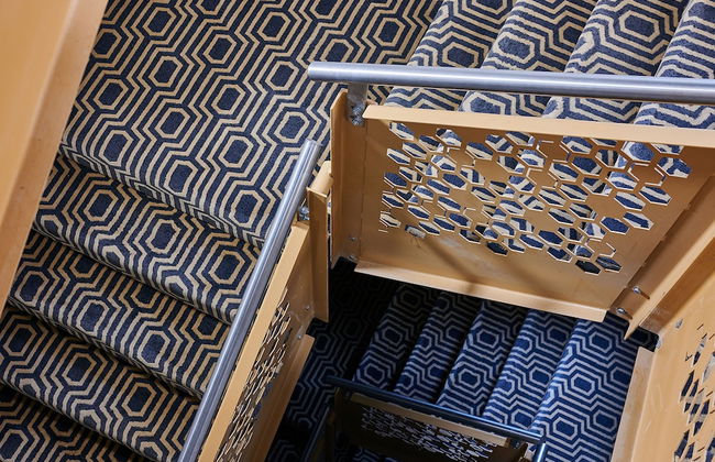 Host Stay Deluxe Studio for Two Sevenstay Apartments - Photo 18