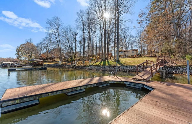 Waking Up Norman Lakefront Getaway, Fire Pit & Lake Views - Photo 6