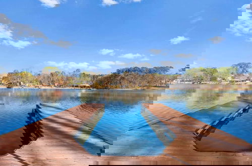 Photo 11 - Waking Up Norman Lakefront Getaway, Fire Pit & Lake Views