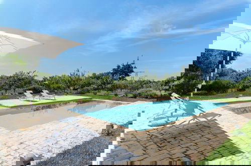 Foto 15 - Charme Ostunese con piscina