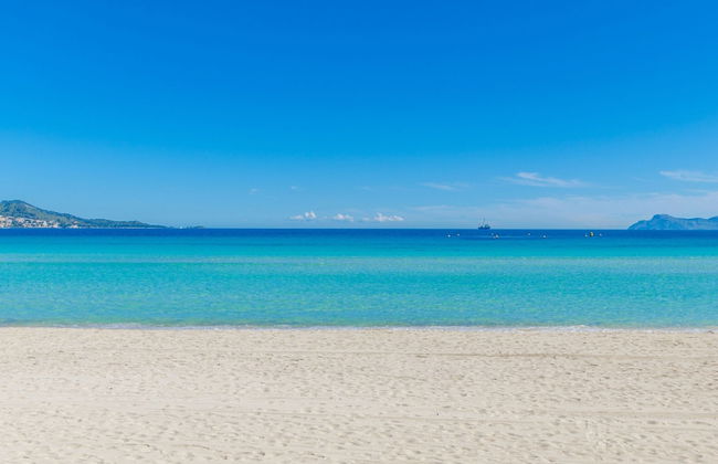 Apartment With Scenic View - Photo 21