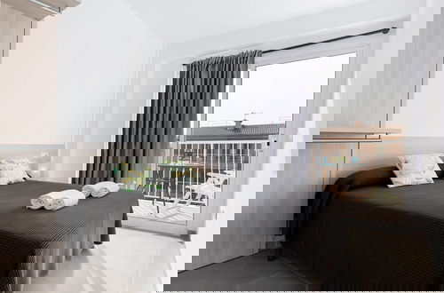 Foto 2 - Apartment With Scenic View
