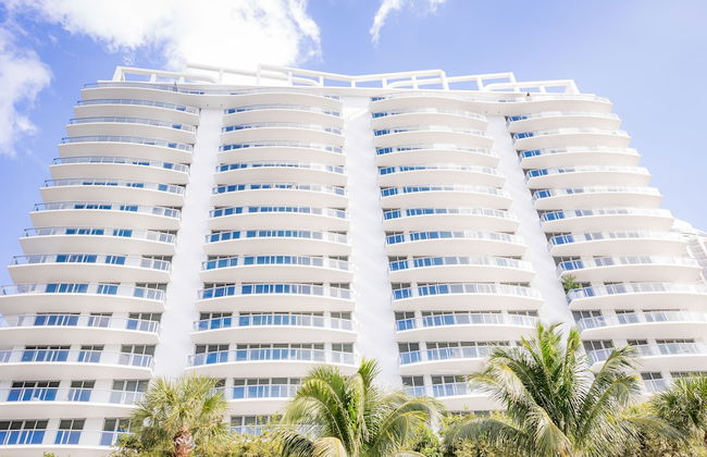 Private Condos at Amrit Ocean Resort - Photo 1
