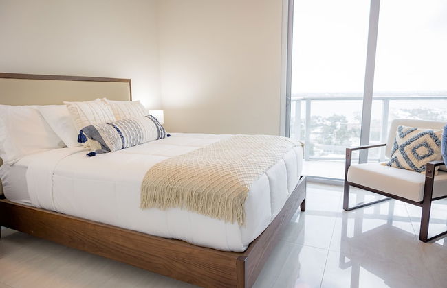 Private Condos at Amrit Ocean Resort - Photo 2