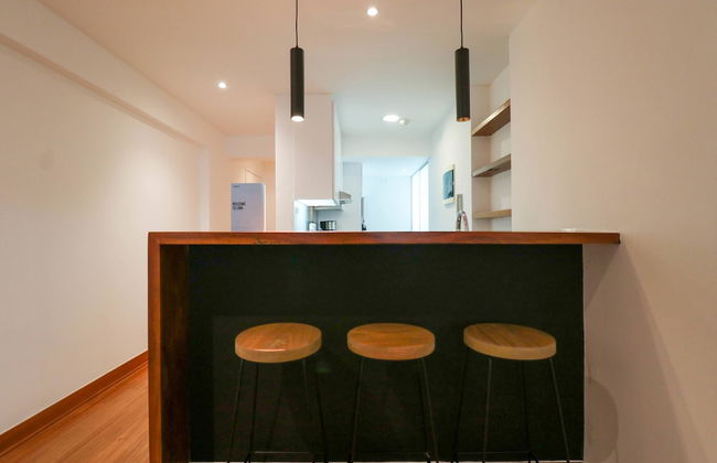 w Elegant 2BR w Spacious Terrace in Miraflores - Photo 8