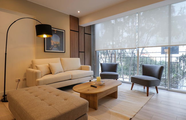 w Charming 2BR w Balcony in Miraflores - Foto 1