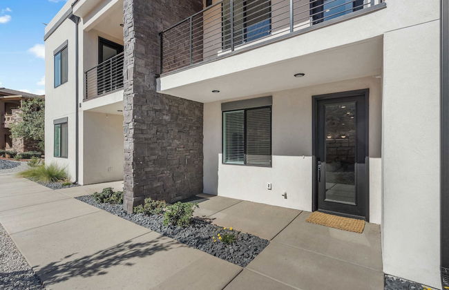 Brand New! Desert Cliff Sleeps 20 Guests! - Foto 55
