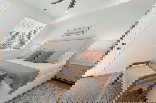Foto 5 - Brand New! Desert Cliff Sleeps 20 Guests!