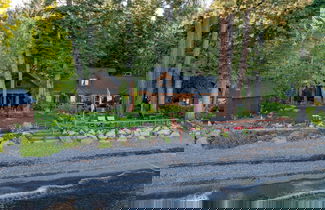 Foto 1 - Homewood Lakefront by Avantstay Private Beach Lake Access Views