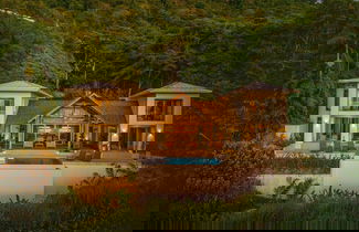 Photo 1 - Tropical Oceanview Retreat 11br for 27 Guests