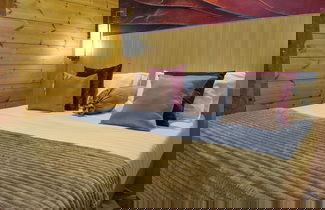 Foto 3 - Ridge Cabin Resort