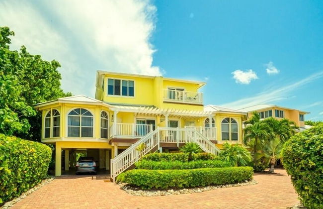Ark 3 Bedroom Condo by RedAwning - Photo 40