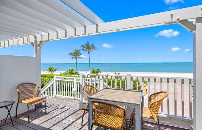 Ark 3 Bedroom Condo by RedAwning - Photo 1