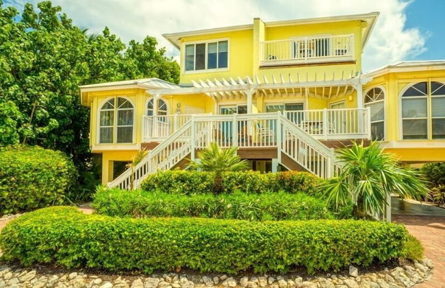 Ark 3 Bedroom Condo by RedAwning - Photo 41