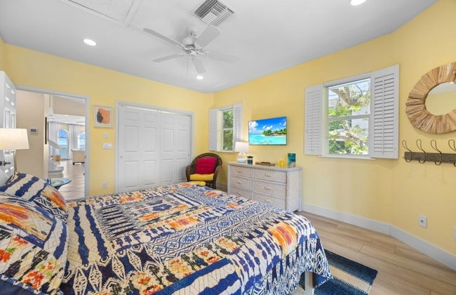 Ark 3 Bedroom Condo by RedAwning - Photo 4
