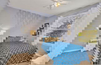 Foto 2 - Themed Bedrooms & Private Pool Gated in Fun Resort 4 Townhouse