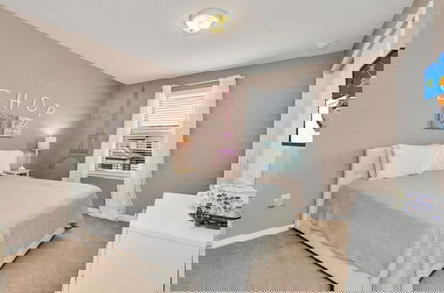 Foto 7 - Themed Bedrooms & Private Pool Gated in Fun Resort 4 Townhouse