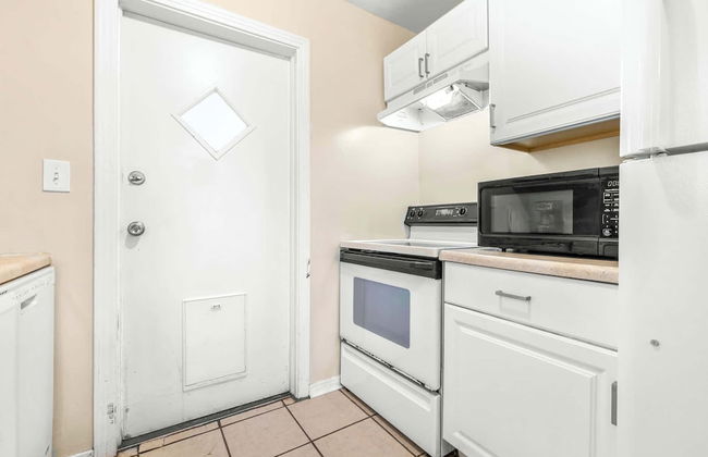 Charming Seminole Heights Getaway - Foto 12