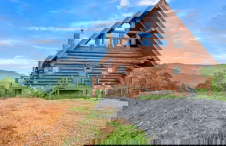 Foto 1 - Sky Views - Panoramic Views 2 Bedroom Cabin by Heavenly Views Resort