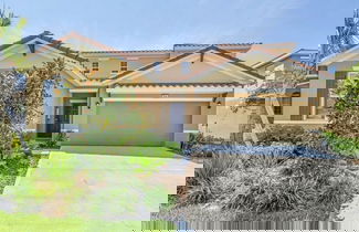 Foto 1 - Luxury 6 Bed Private Pool Home In Solterra Resort 6 Bedroom Home by RedAwning