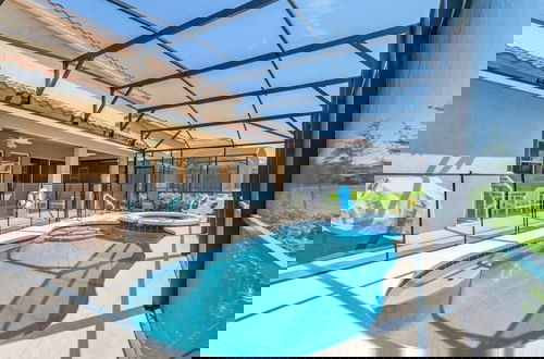 Foto 34 - Luxury 6 Bed Private Pool Home In Solterra Resort 6 Bedroom Home by RedAwning