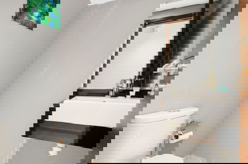 Foto 16 - Modern 3BR townhouse in Damac Hills 2