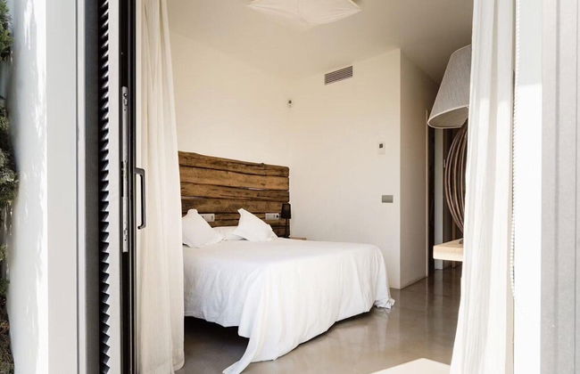 Modern Villa With Minimalistic Decor - Foto 5