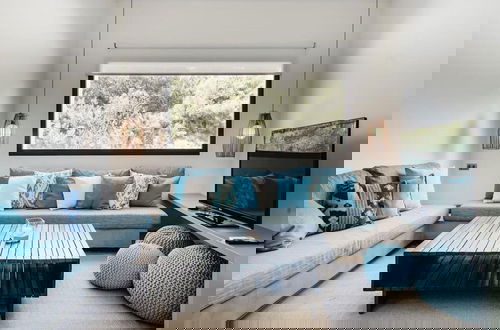 Photo 16 - Modern Villa With Minimalistic Decor