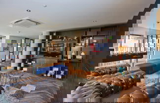 Foto 2 - Mannequin House