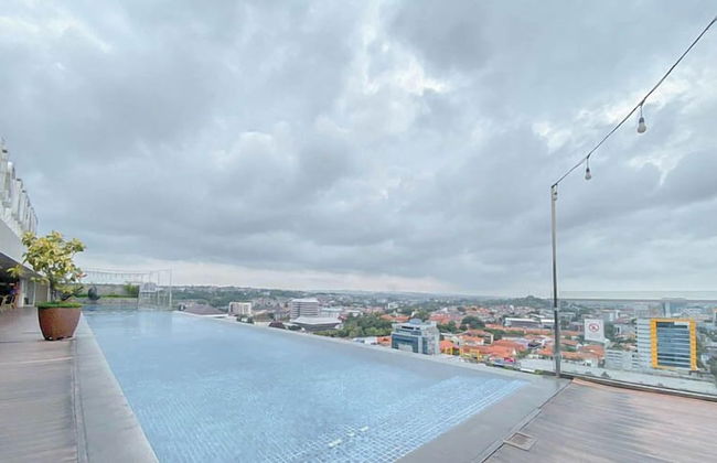 Good Homey Studio Apartment at Warhol (W/R) Residences - Foto 11