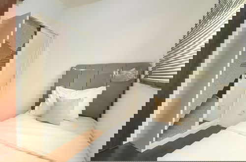 Foto 5 - Good Choice and Homey 2BR Apartment at Belmont Residence Puri
