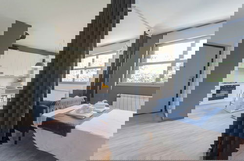 Foto 38 - Black Loft Como by Rent all Como