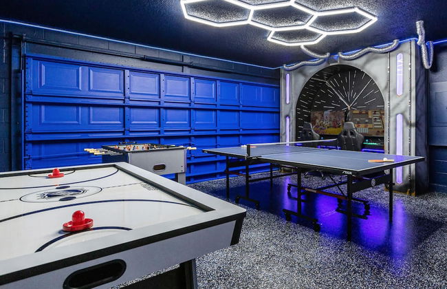 Upstay Dream Home w Private Pool Arcade Theme Rooms - Foto 10