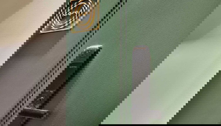 Photo 1 - Modern
