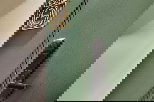 Photo 1 - Modern 