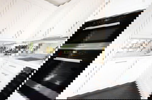 Photo 5 - 2 Bedroom Flat With Balcony