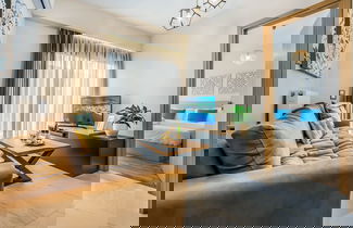 Foto 3 - Le Mar Luxury Apartments by Checkin