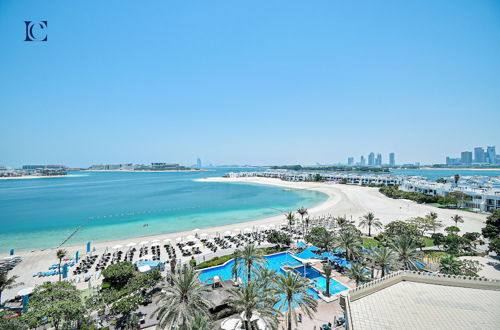 Photo 1 - Palm Jumeirah's Spectacular Ocean-View Apartment - NBT