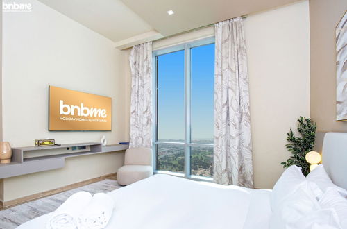 Photo 7 - 3B-Amna Tower-4801 by bnbme homes