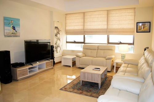 Photo 1 - Stylish 1BR near MOE - MRD