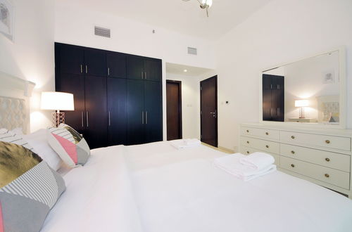 Photo 3 - Signature Holiday Homes - Al Fahad Dubai