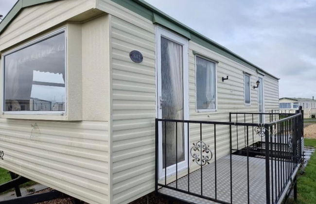 Caravan - Sleeps 4 - Parking - 10mins To Beach - Foto 1